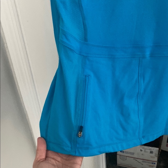 Lululemon Blue Long Sleeve Athletic Half Zip Top - Size 8 - Picture 3 of 6